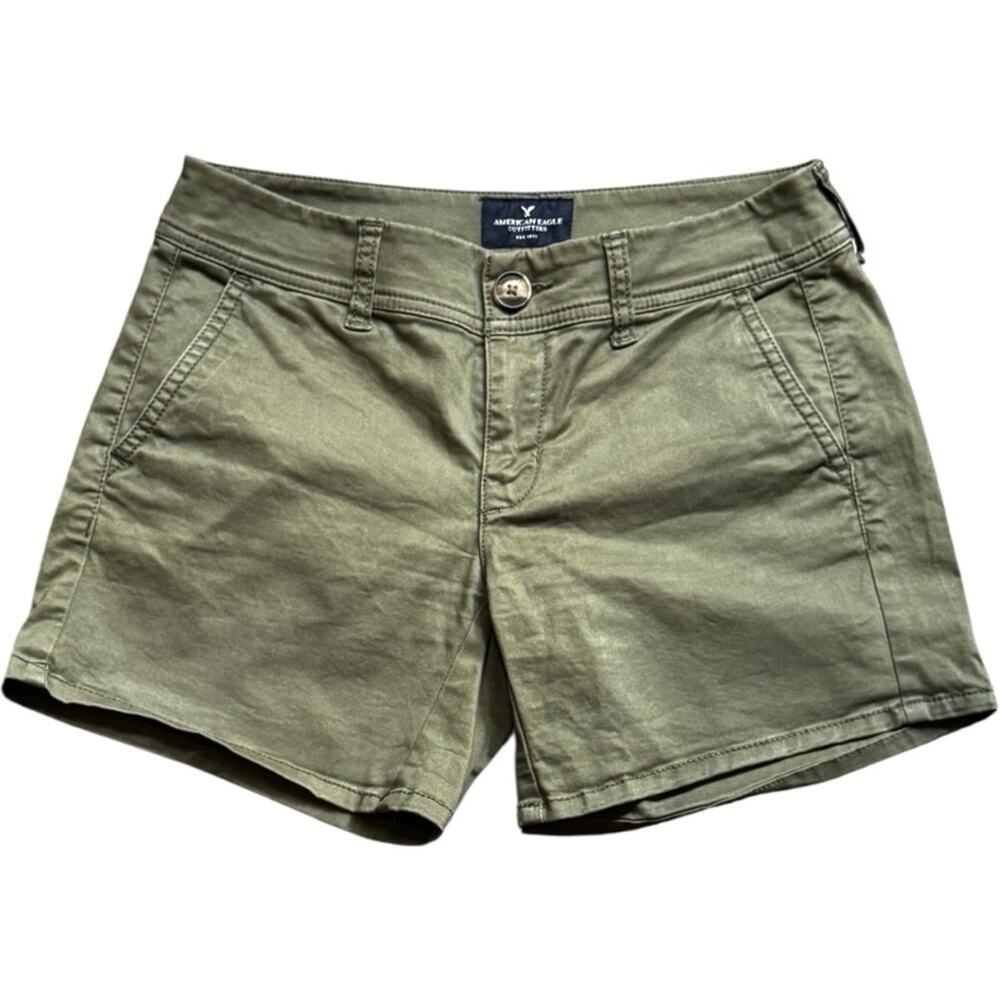 American Eagle Outfitters Green Cargo Shorts Classic Midi Style Sz 0
